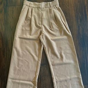 Abercrombie & Fitch Wide Leg Trouser